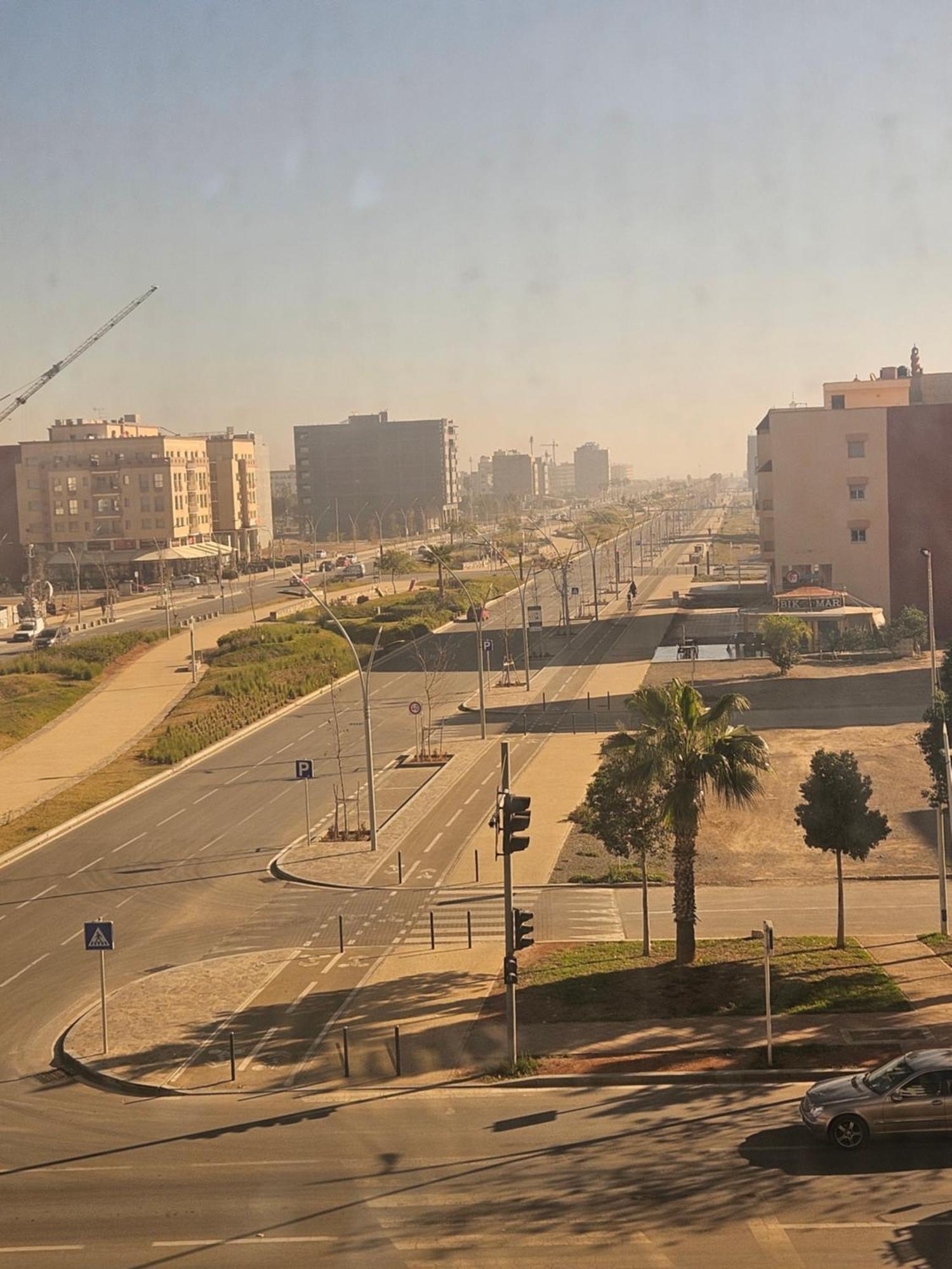 Appart Moderne Nador Al Jadid Pres De La Corniche Zewnętrze zdjęcie